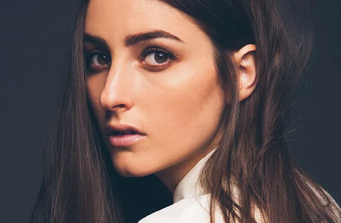 Konfettisprut, klovn og en dyster sykkeltur