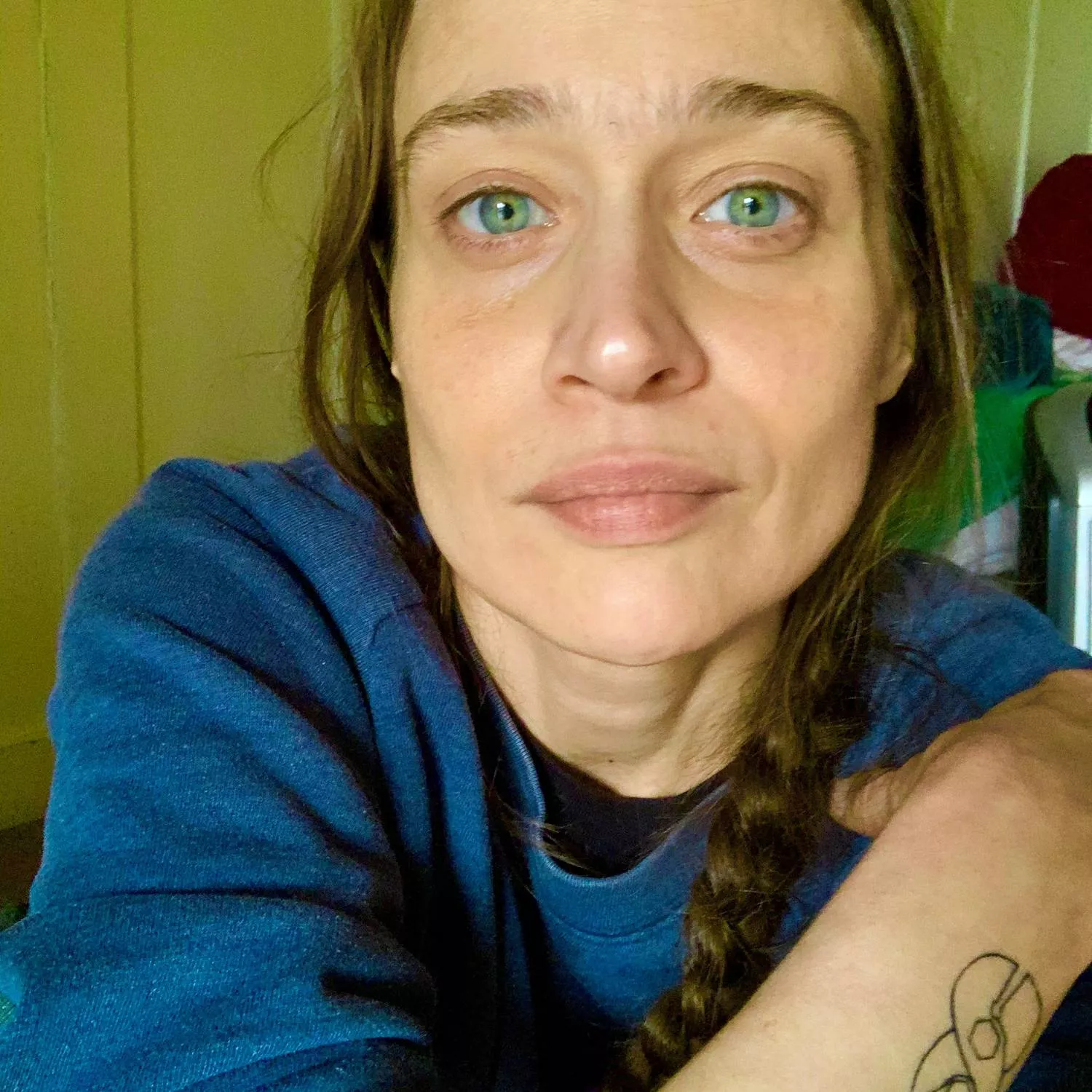 Se Fiona Apple holde livepremiere på tre sange fra årets måske mest roste album