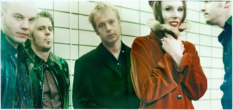 Svenska indieveteraner tillbaka med tidigare outgivet material