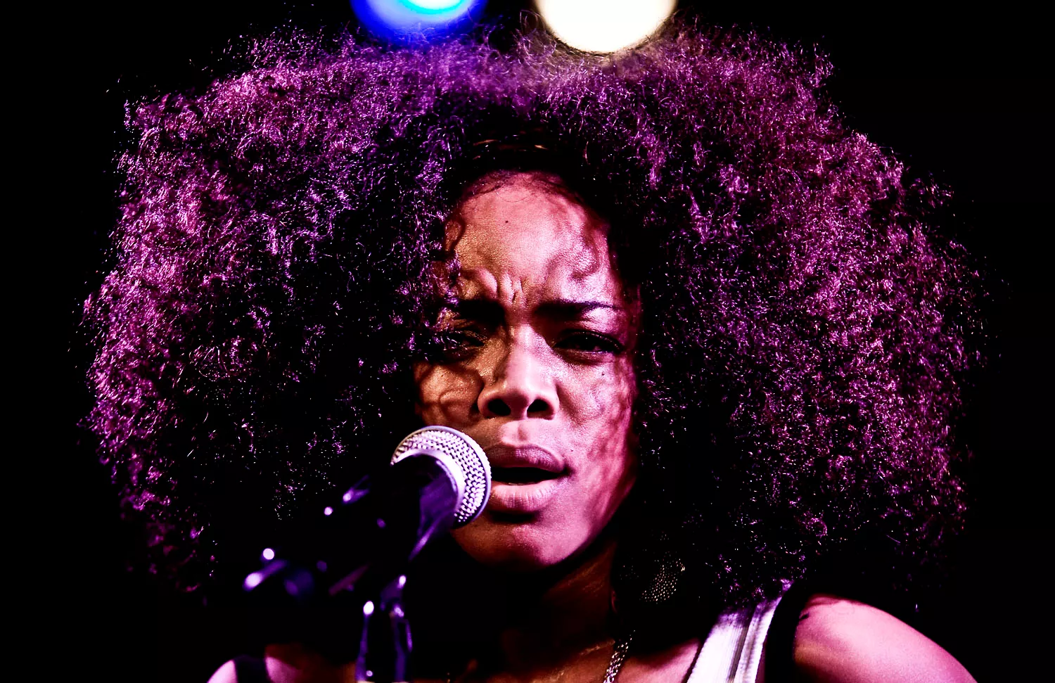 BÄST JUST NU: Rak souldänga om en komplicerad relation