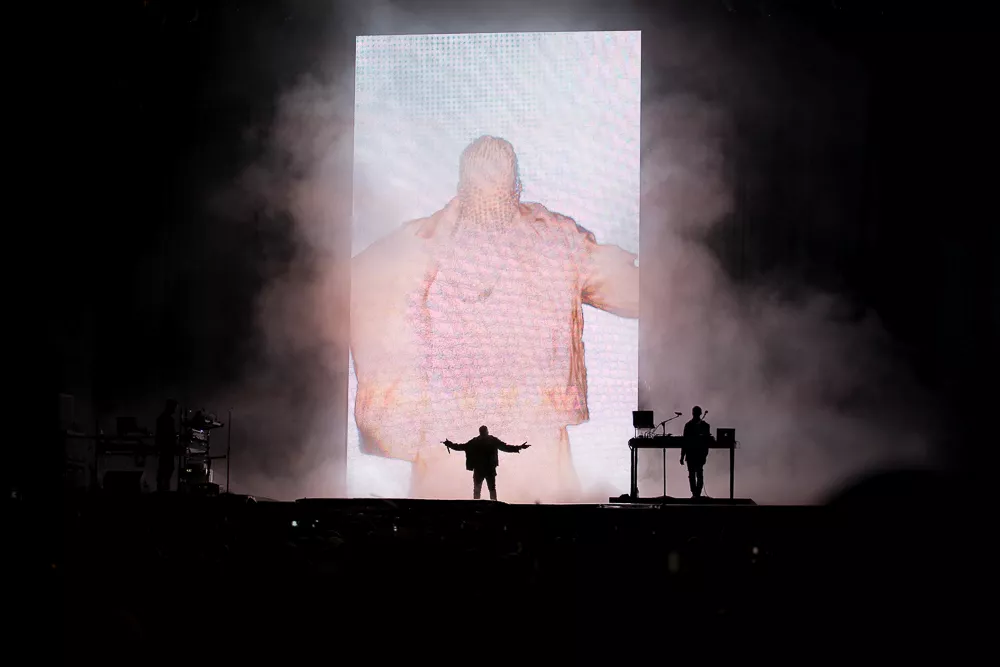 Hvad tror du, Kanye West vil sige med initialerne T.L.O.P?