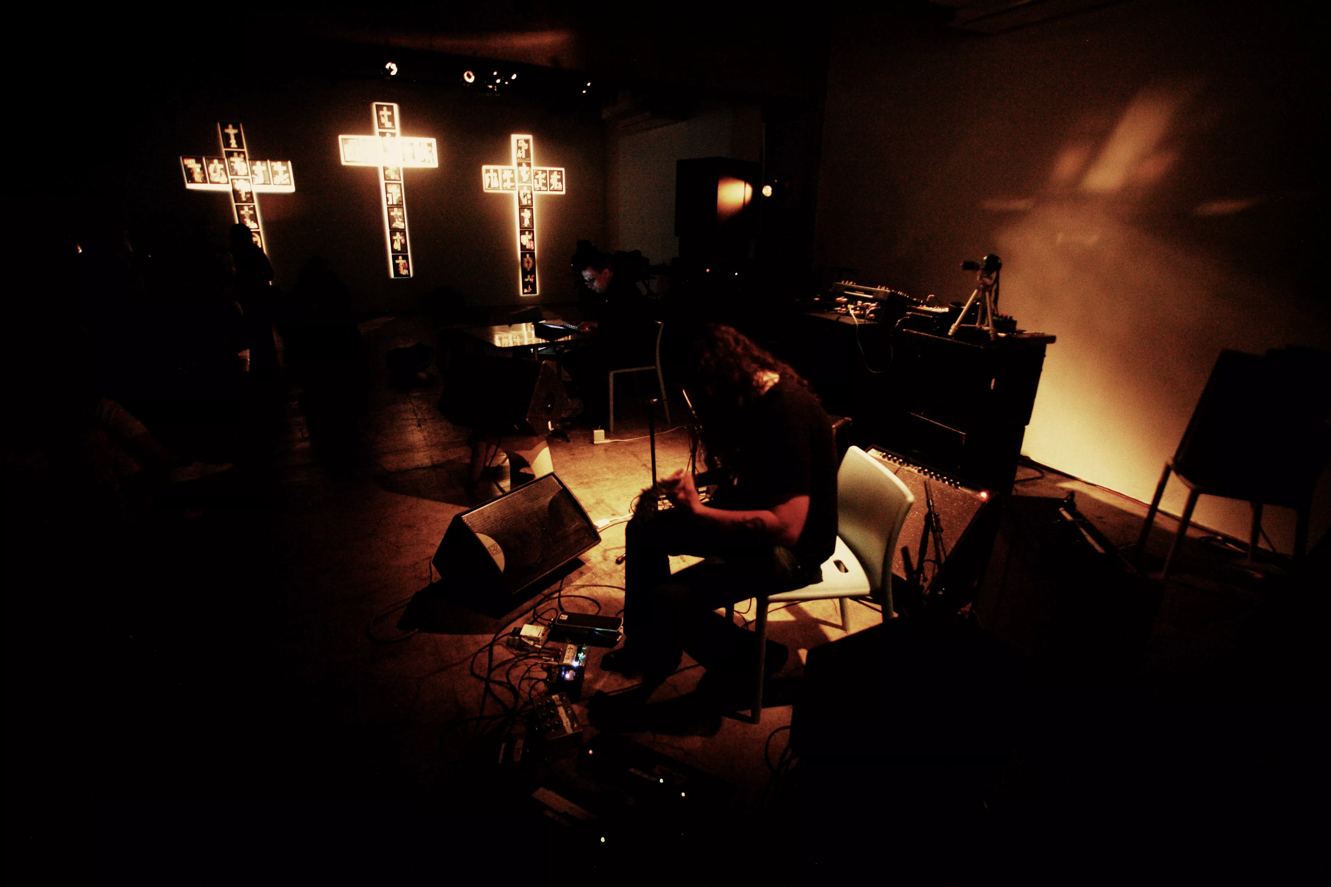 SunnO)))-guitarist giver koncert i Imperial