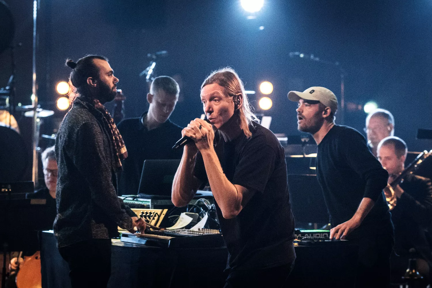 When Saints Go Machine og Thomas Dybdahl giver fælles symfoni-koncert