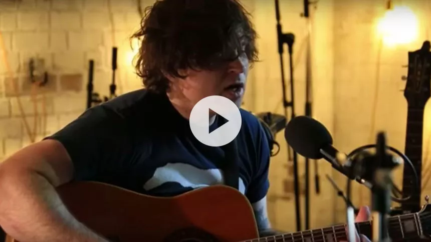 Se Ryan Adams fremføre Oscar-vindende Bruce Springsteen-sang akustisk