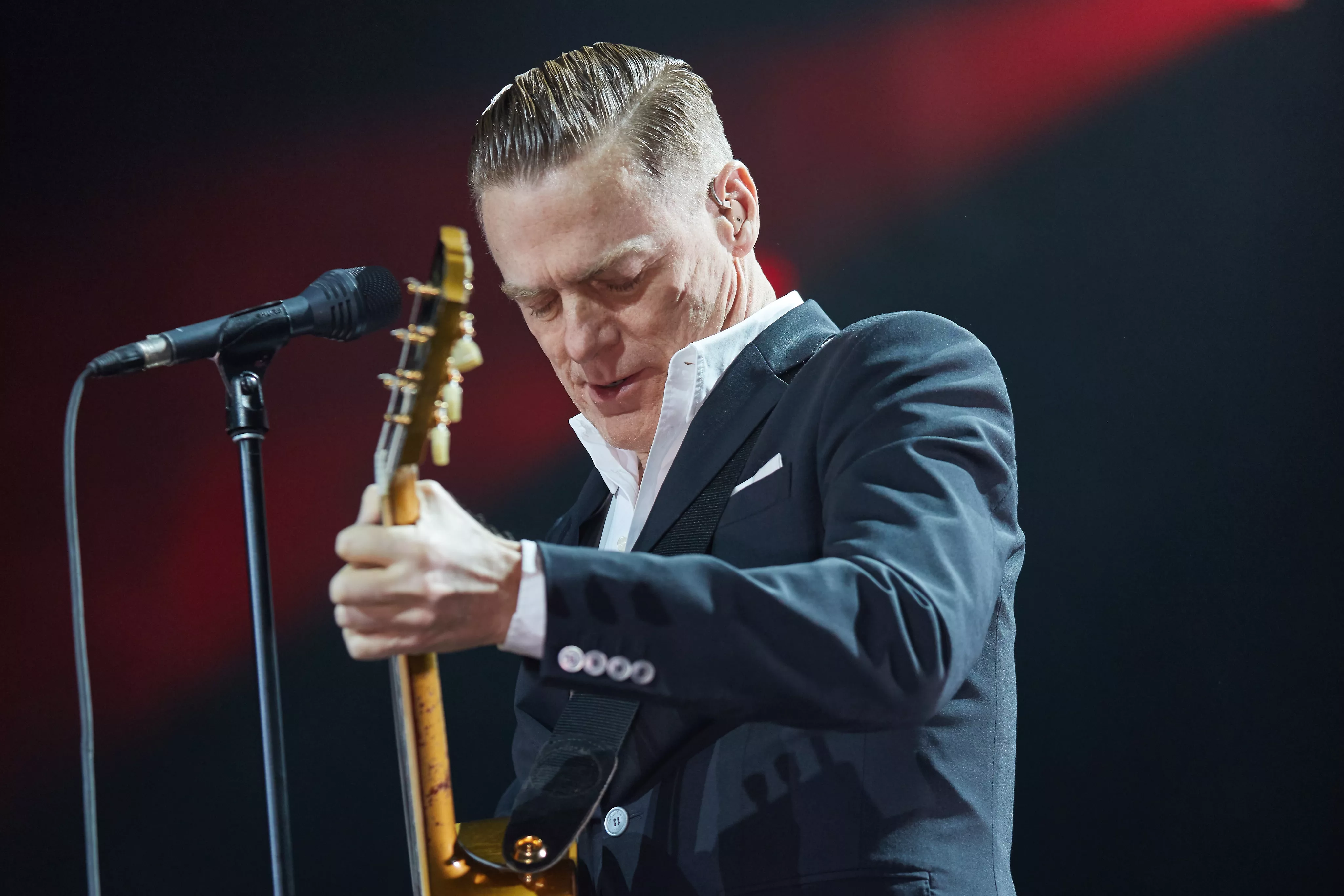 Drar på arenaturné i Sverige