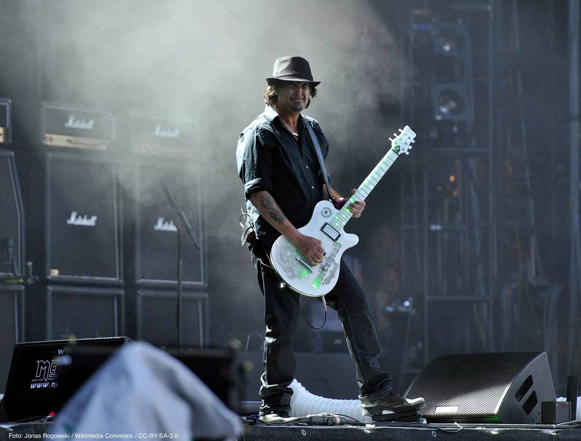 Motörhead-guitaristen Phil Campbell er død