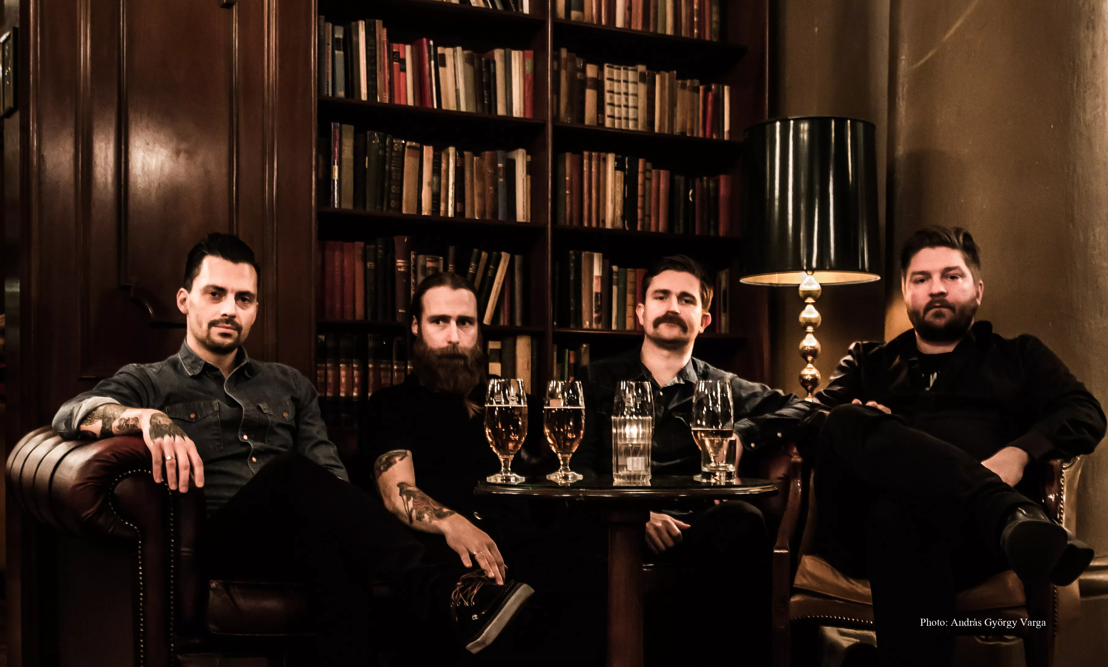 Premiere: Wolves Like Us - I Don't Need To Be Forgiven