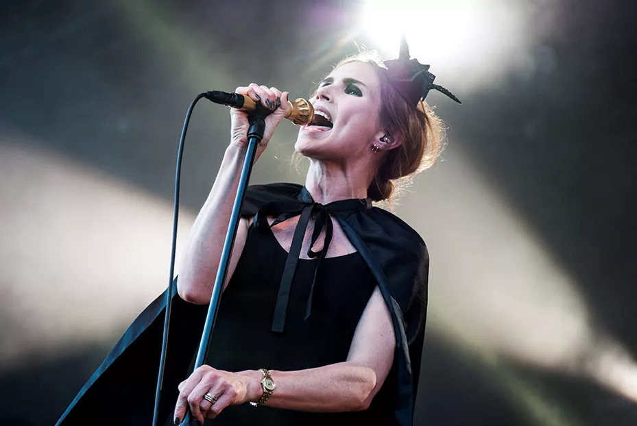 The Cardigans ger konsert i Sverige