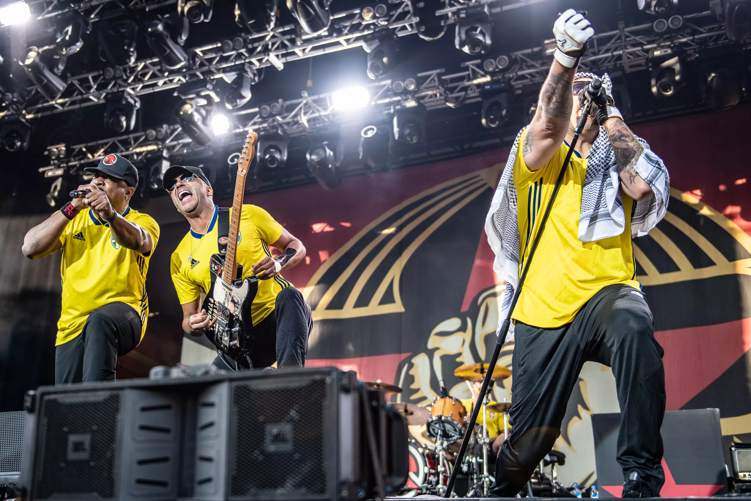 Supergruppen delade ut saftiga knogmackor