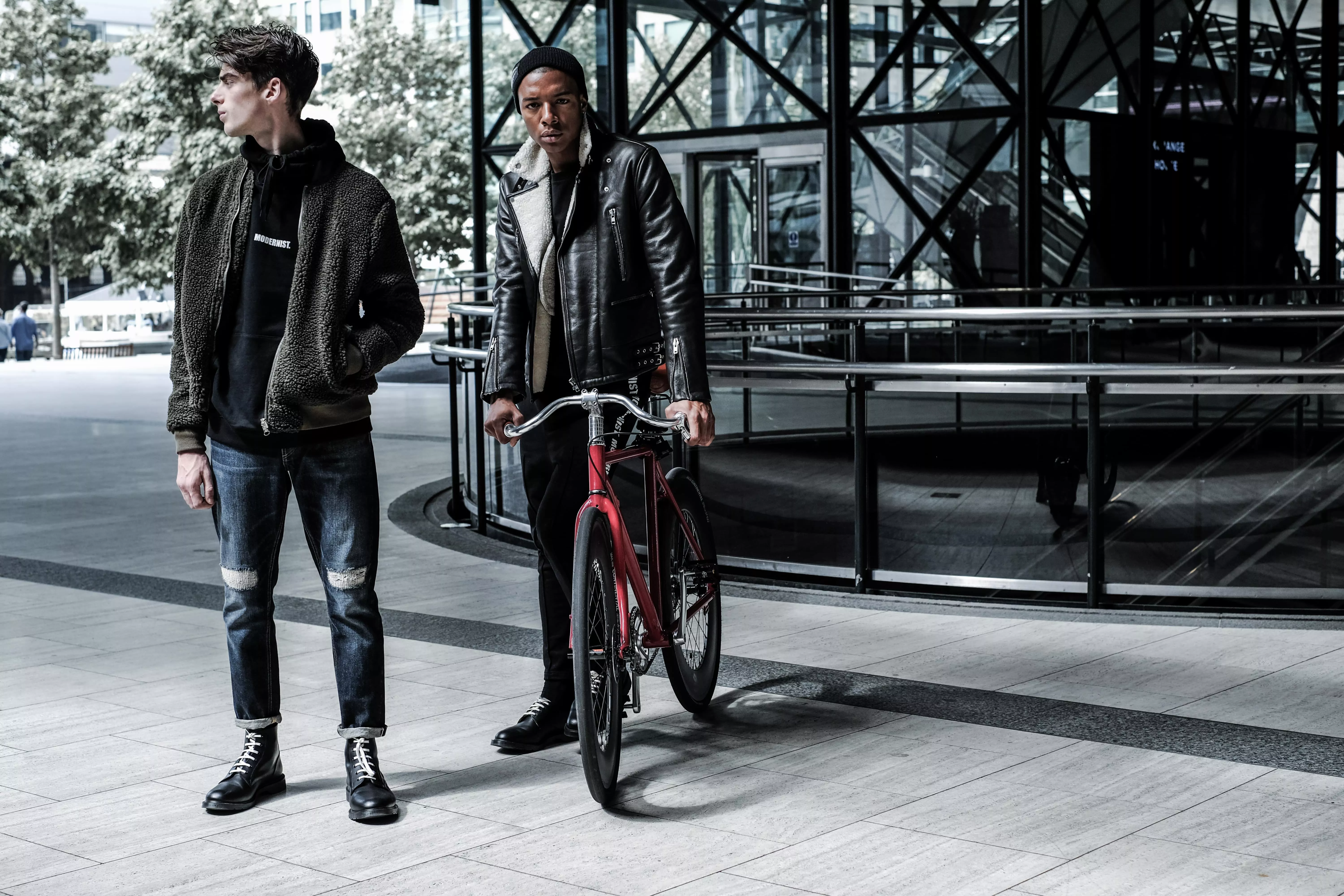 Stayhard släpper kollektion designad av 2 av världens främsta mode-inspiratörer