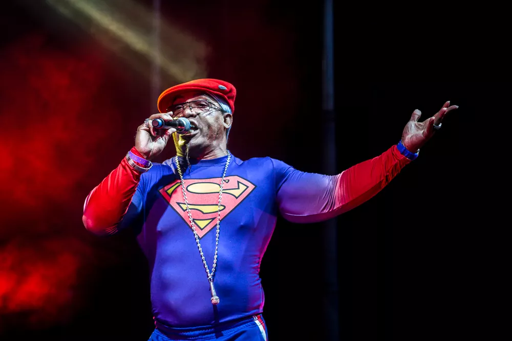 Sugarhill Gang og Grandmaster's Furious 5 w/ Melle Mel & Scorpio : Vanguard Music Festival, Fat Cat