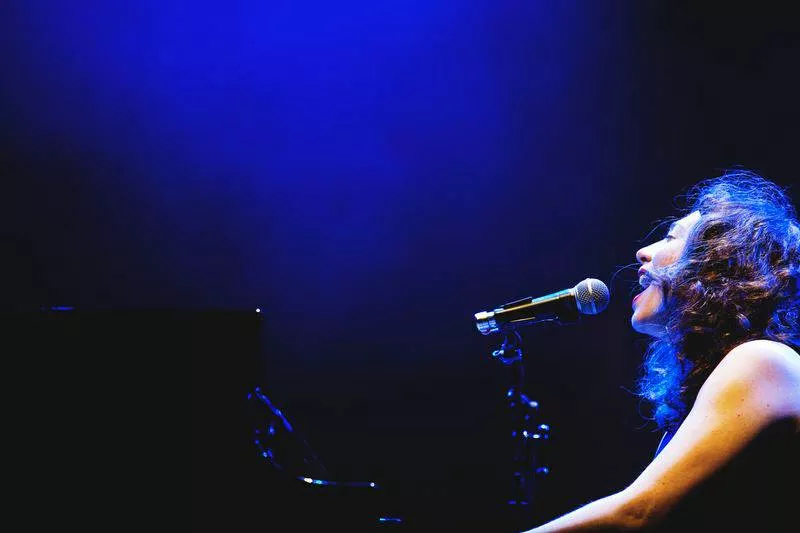 Hør Regina Spektors nye single