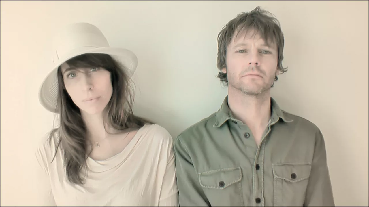 "Sångare kan ibland stå i vägen för en bra låt"