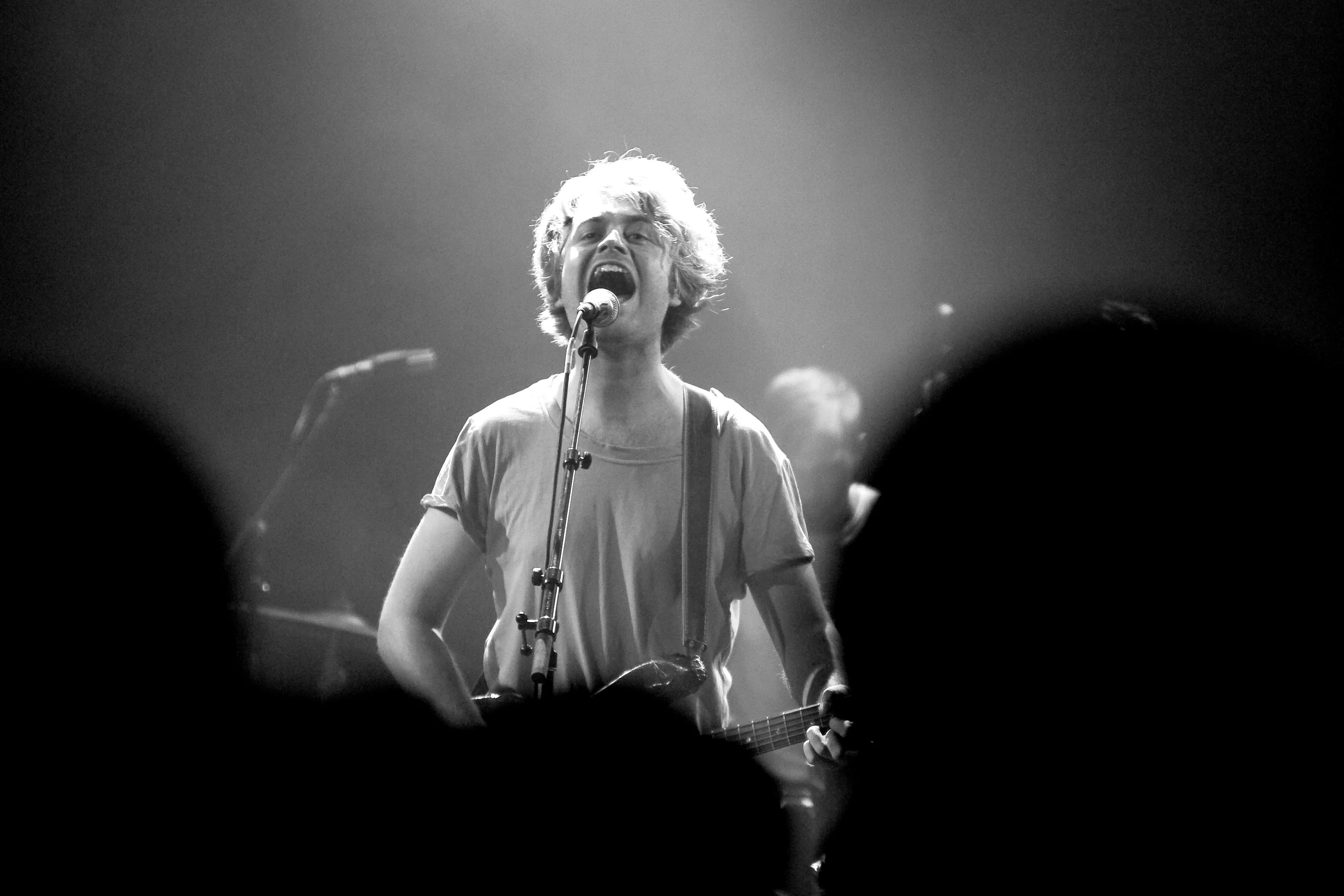 Figurines-forsanger giver gratis koncert