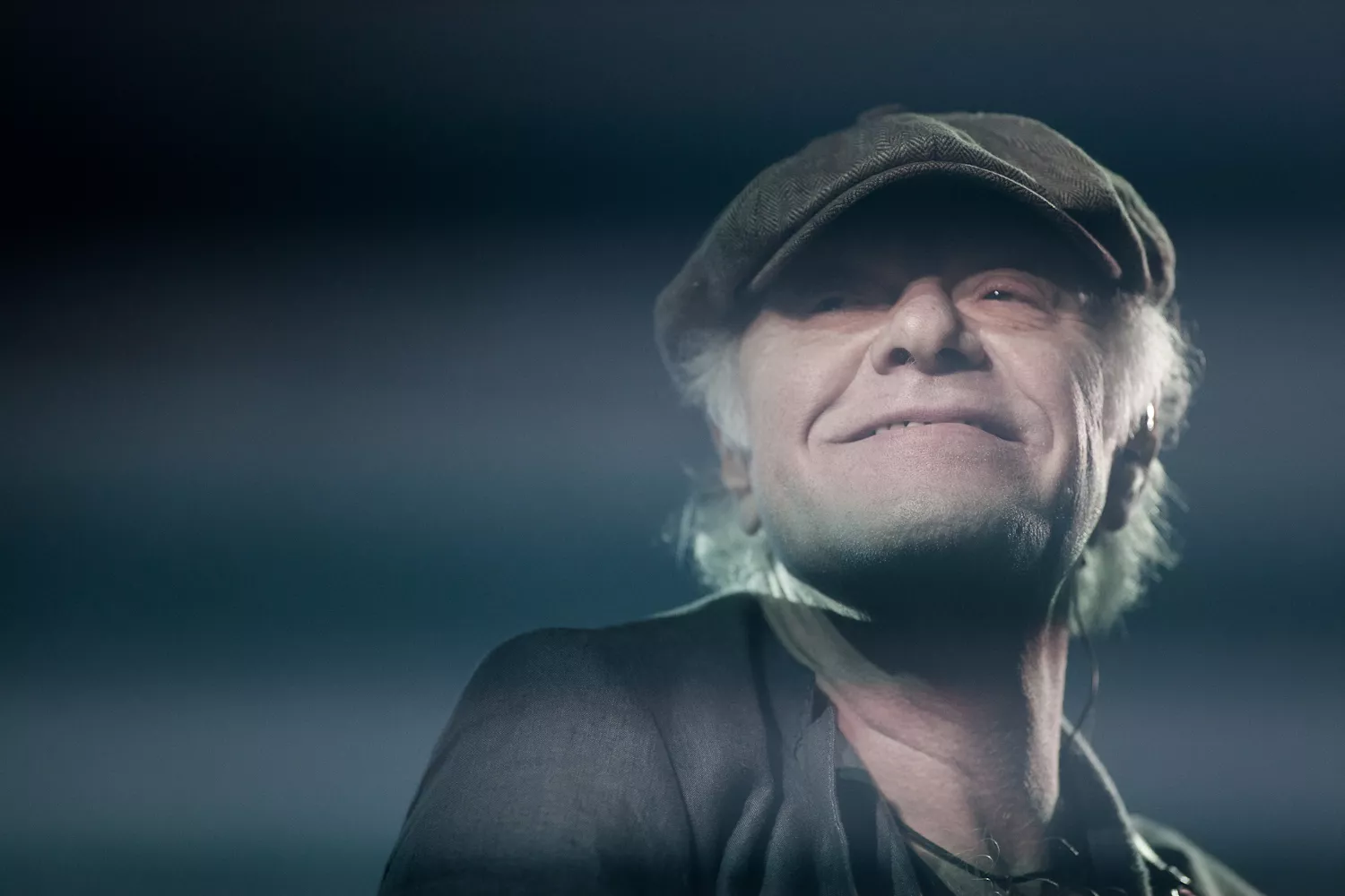Hør ny sang med Kim Larsen
