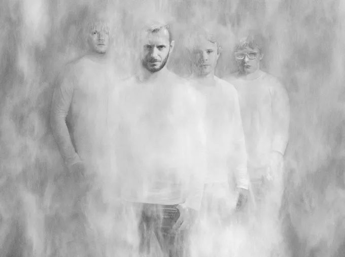 Se debutanterne We Go Vertigo få mel i hovedet