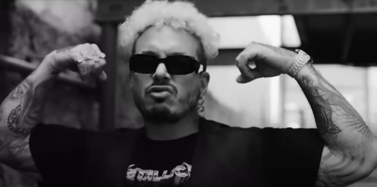 Jose smager af reggaeton en masse – og det gør faktisk ikke noget