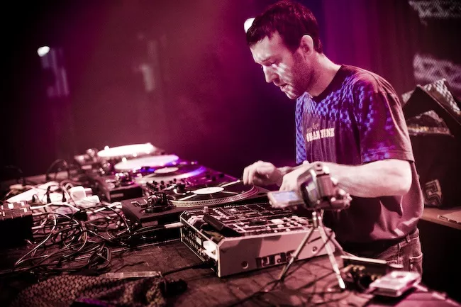 Rjd2 og Den Sorte Skole: Train, Århus