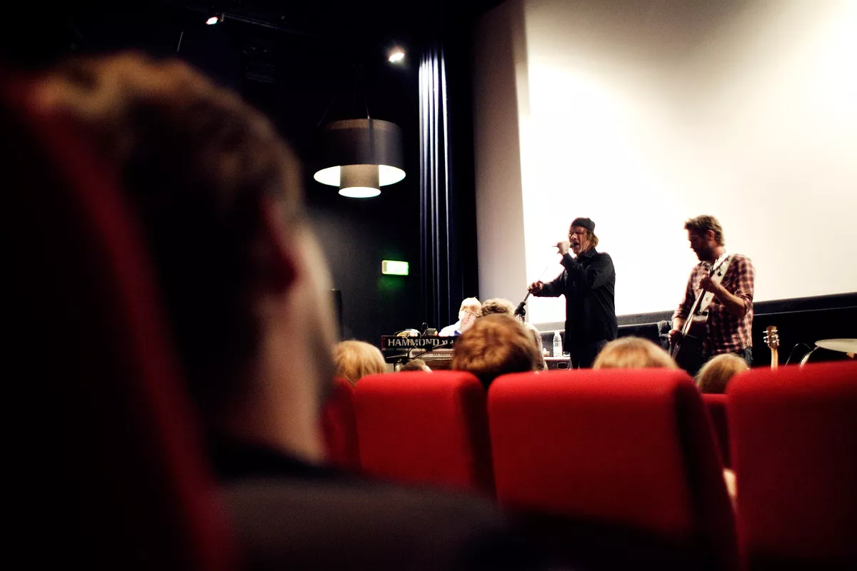 Mark Lanegan og The DeSoto Caucus : Øst For Paradis, Aarhus