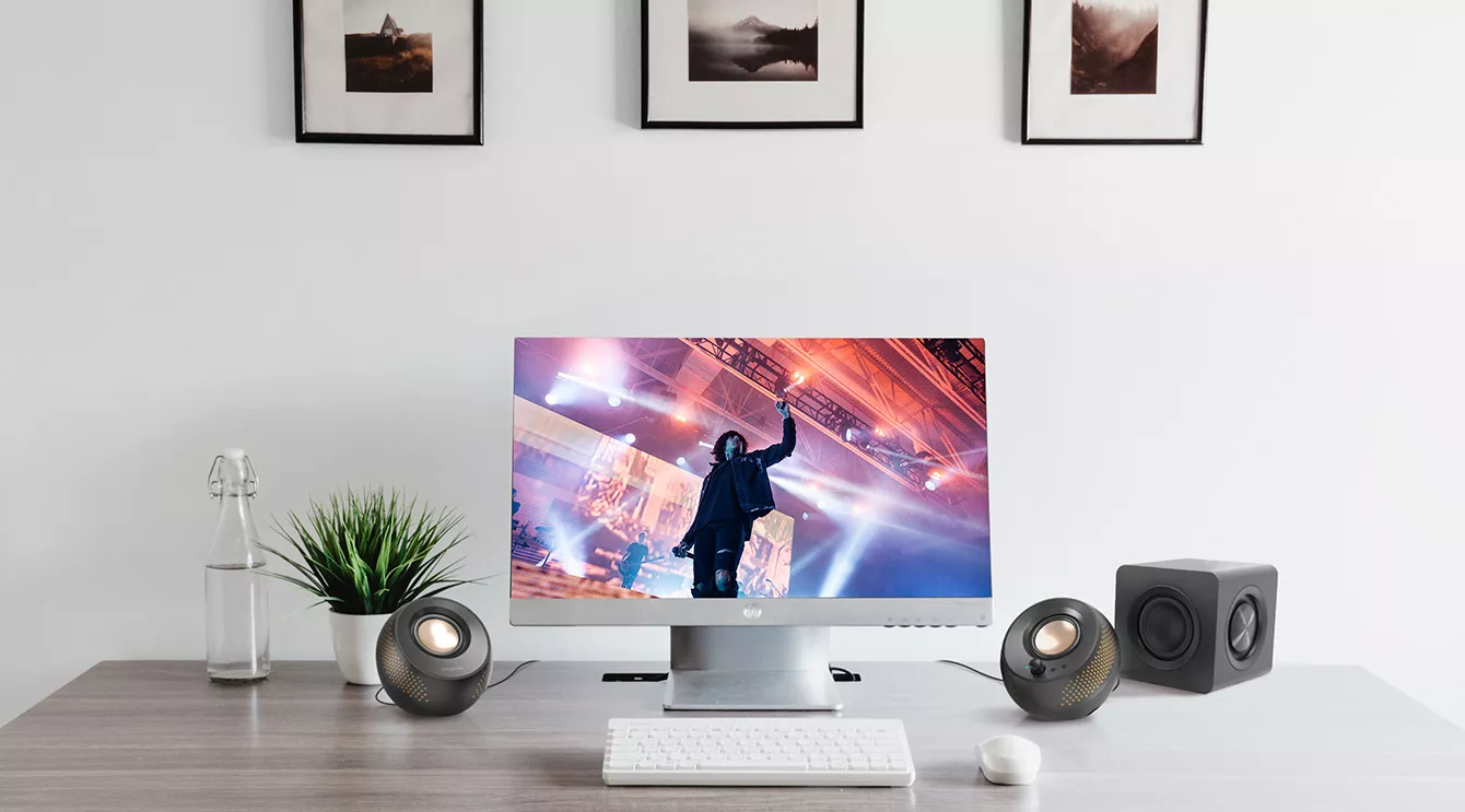 Småstenen fra Creative har fået vokseværk