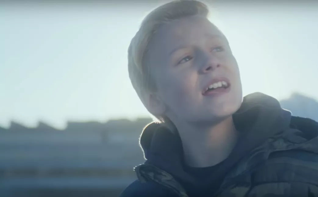 Släpper låt om sin klasskompis som dog i terrorattacken på Drottninggatan