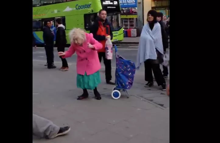 Viral video: Kolla in tantens fantastiska dans