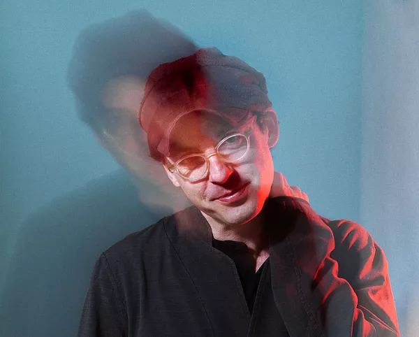 Er du mellemfornøjet, så klap i hænderne