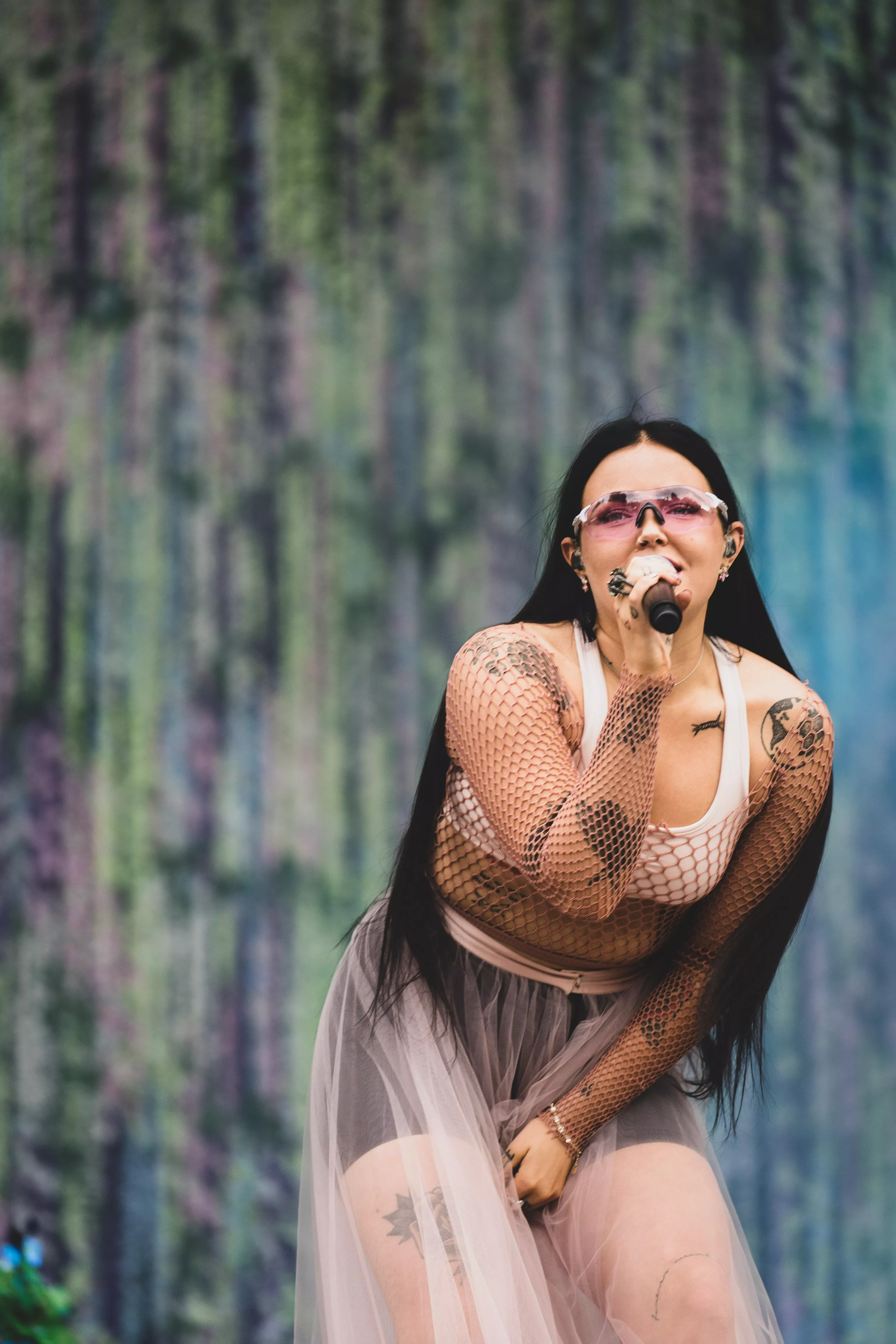 Miriam Bryant ger sig ut på sommarturné