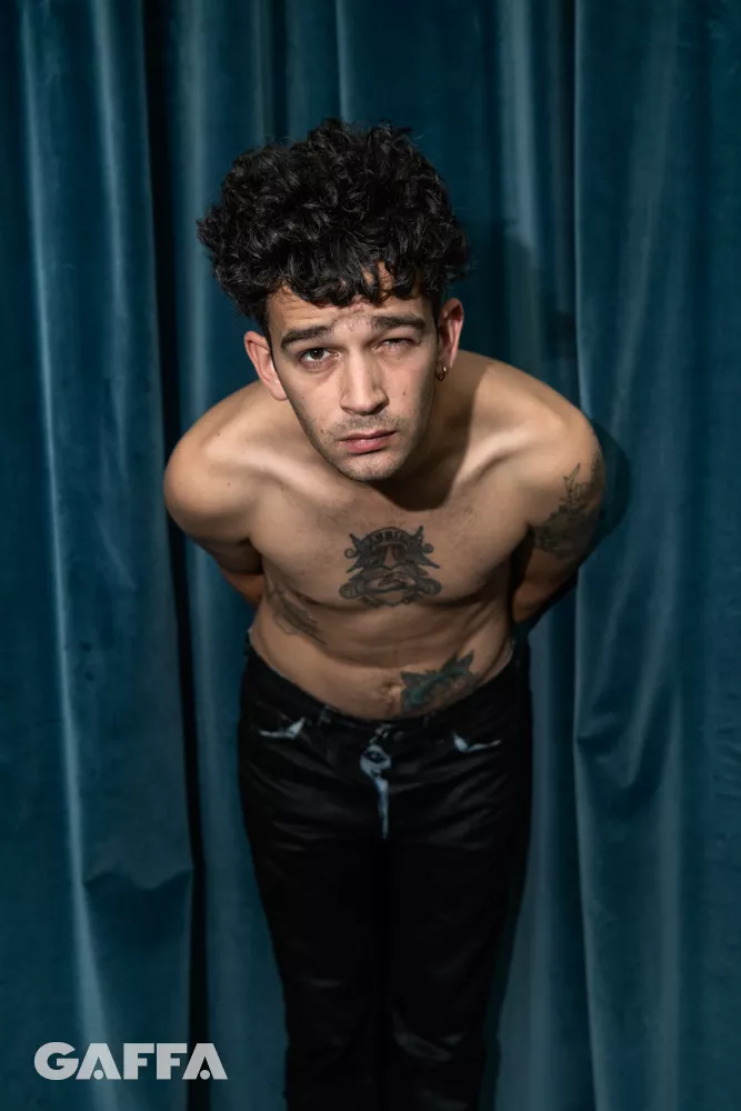 The 1975 udskyder album