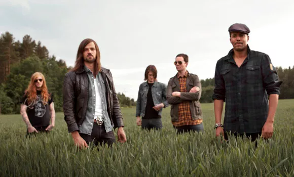 Hyllad akt till Getaway Rock