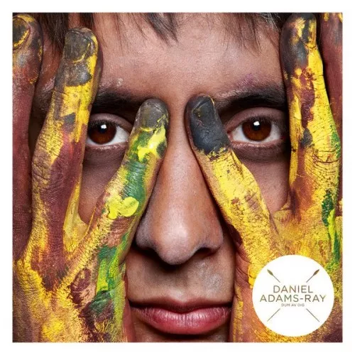 Svart, vitt och allt däremellan - Daniel Adams-Ray