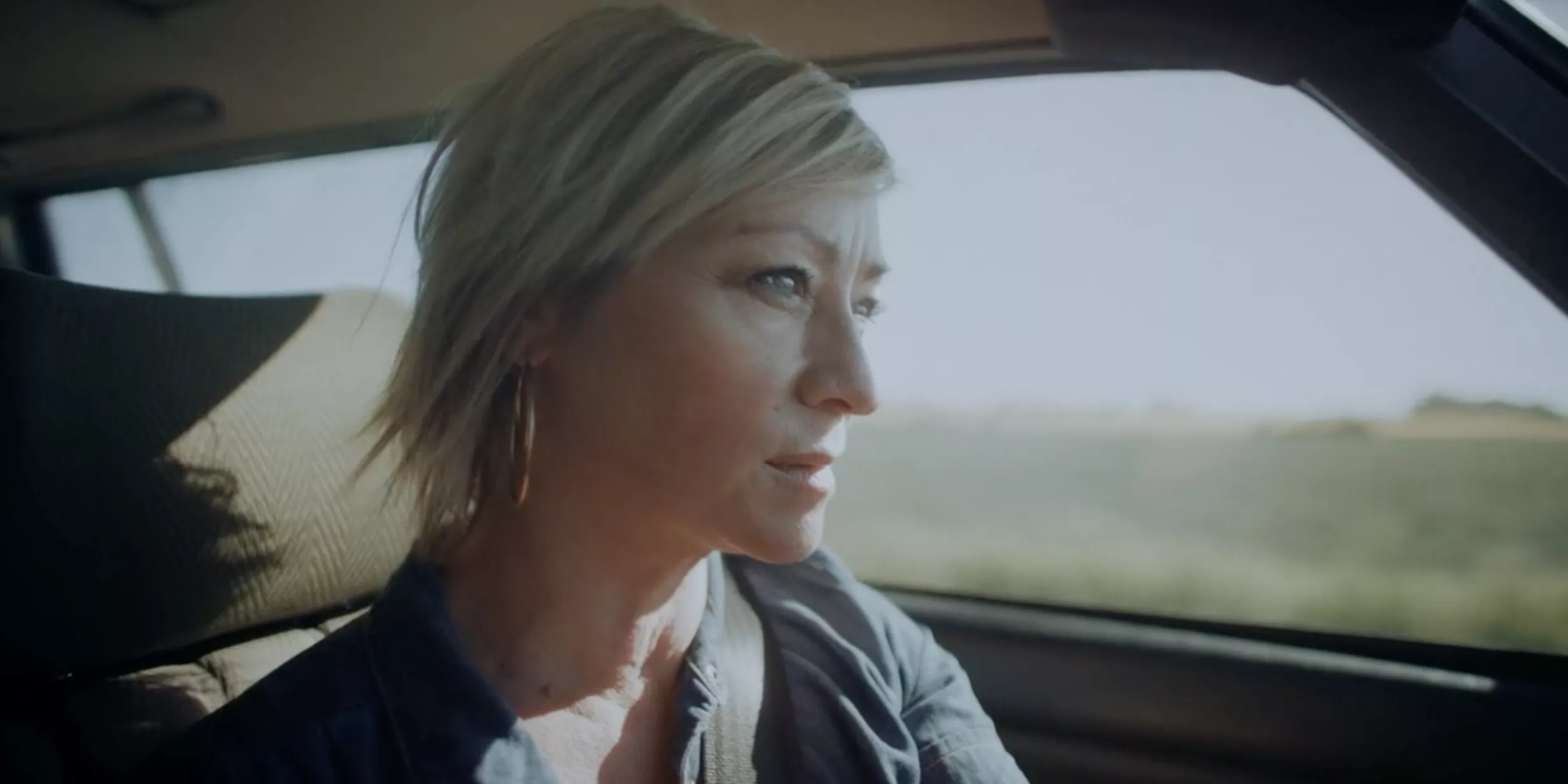 VIDEOPREMIERE: Dicte cruiser gennem landet – og livet