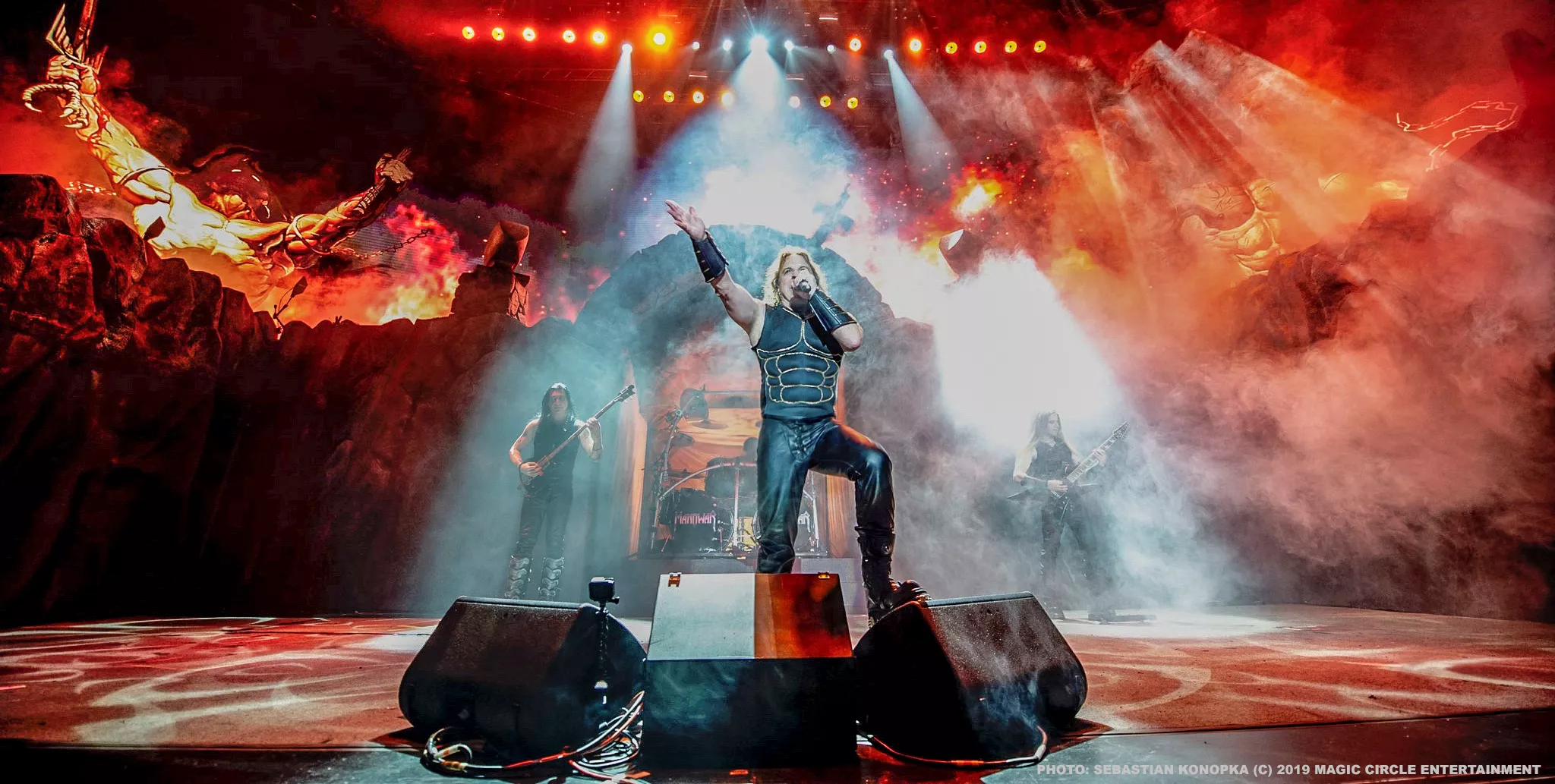 Manowar vender tilbage til Danmark