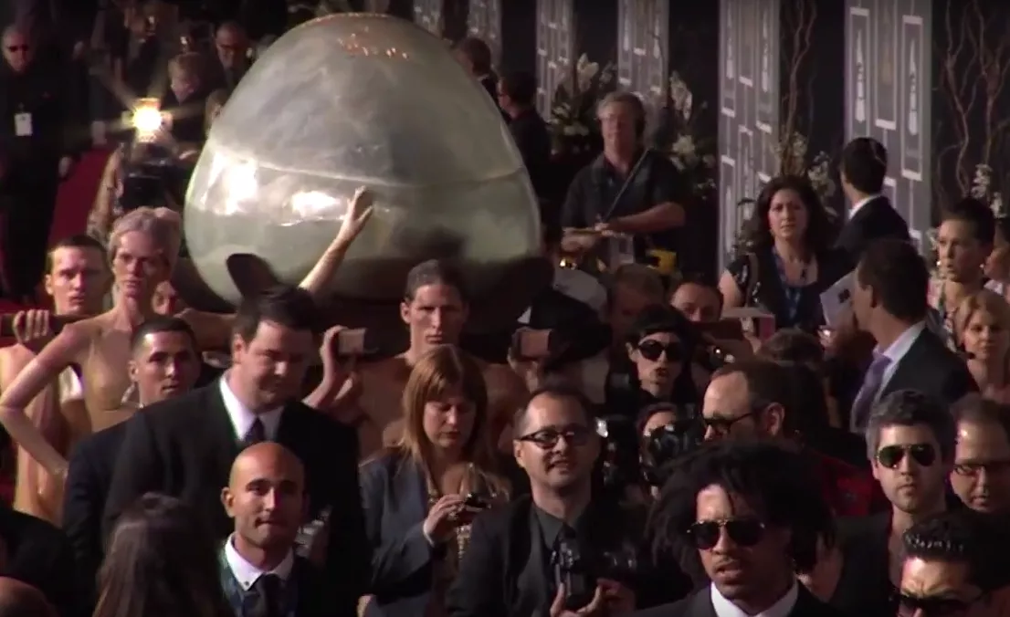 Før nattens show: Fem mindeværdige Grammy-øjeblikke