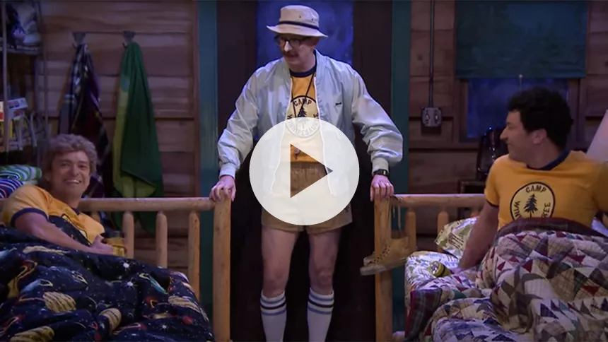 Se Justin Timberlake og Jimmy Fallon synge Alanis Morissettes "Ironic" i teenage-outfit