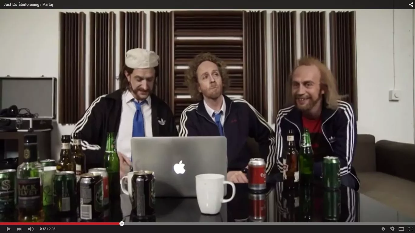 Se klockren parodi på Just D:s återförening