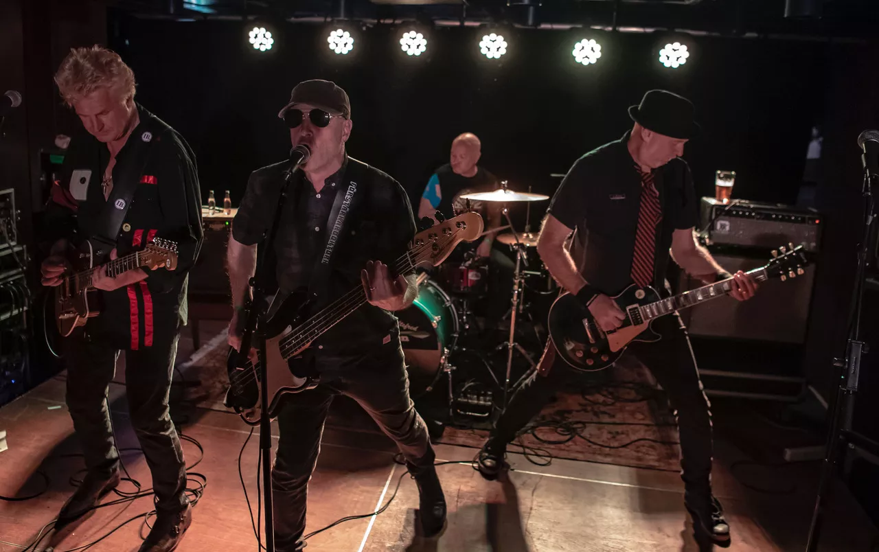 Punklegendarer intar klassisk jazzklubb 