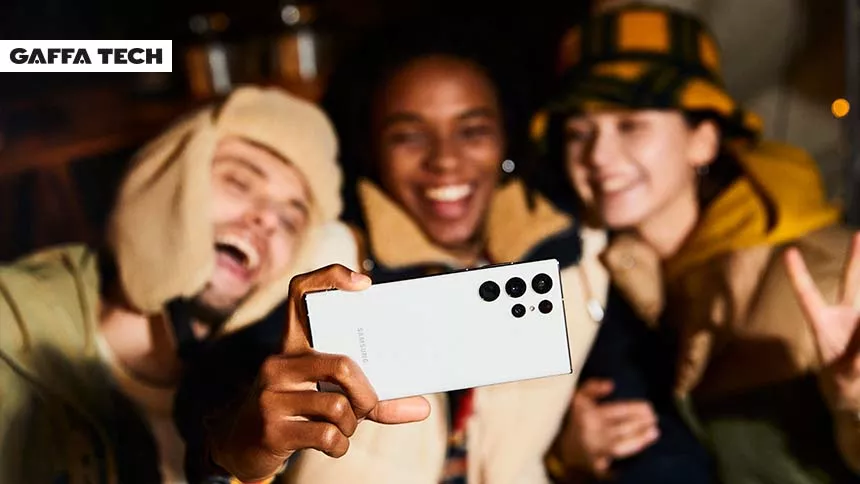 Samsung smelter S- og Note-serien sammen i ny super-smartphone