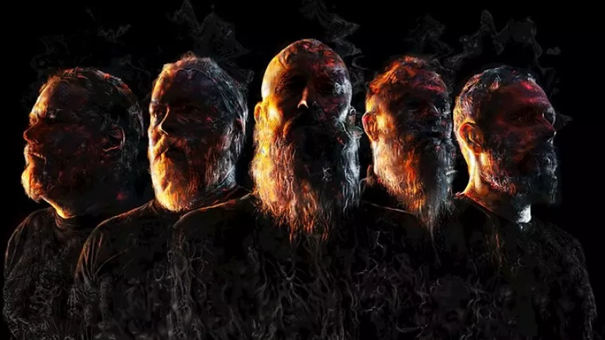 ANMELDELSE: Med dissonanser imod afgrunden