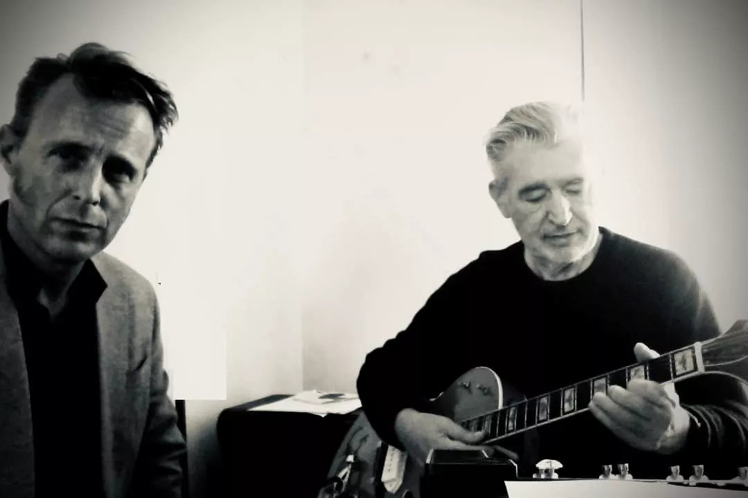 I APOLLONS NAVN: Hør ny sang fra Johnny Stage - med prominente gæster