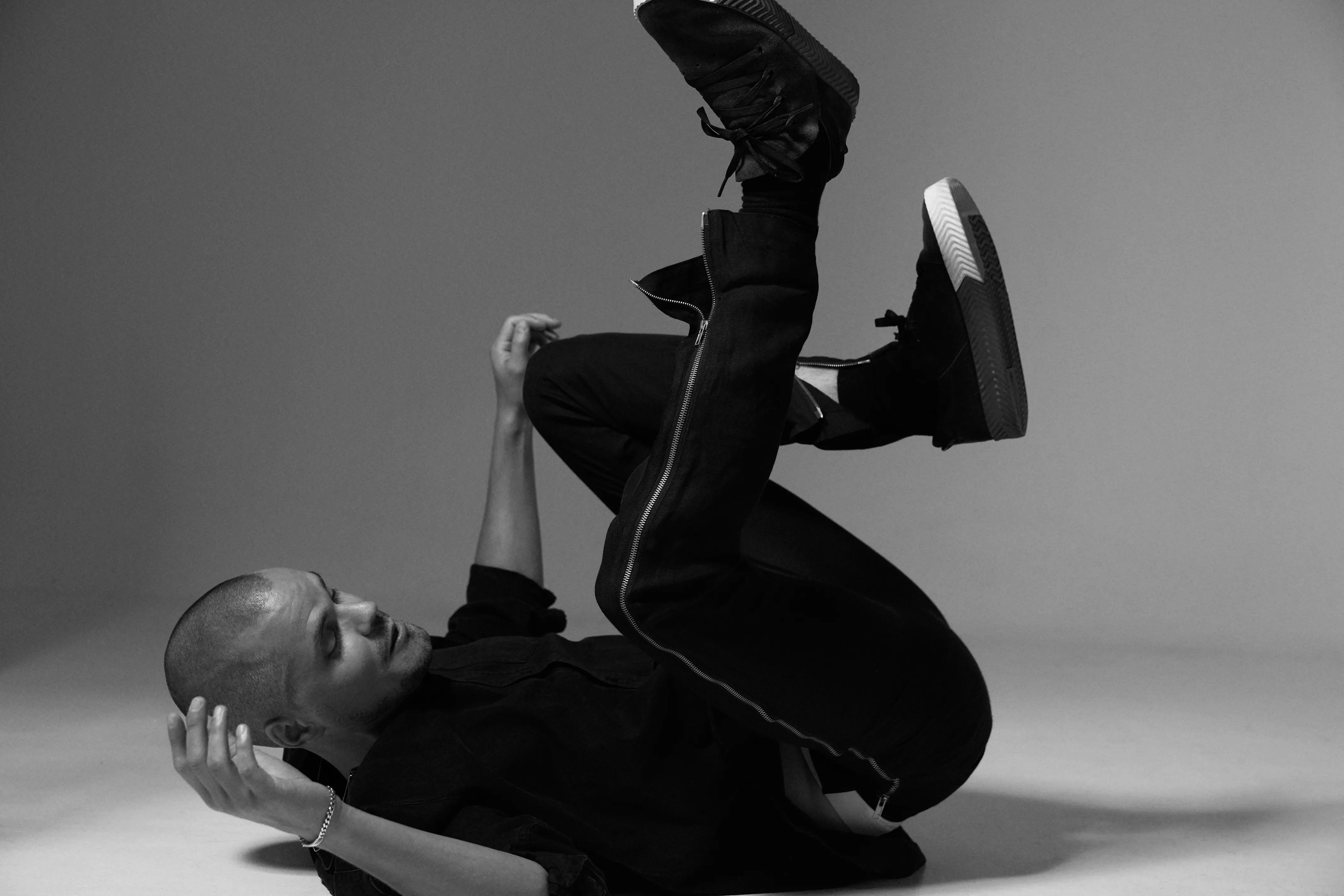 "Jag är så trött på all jävla barnmusik som vi matas med hela tiden"