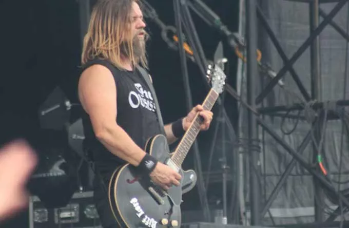 Bandmedlem accepterer Phil Anselmos undskyldning