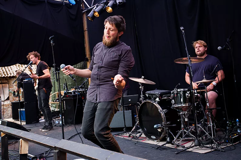 Jacobløberhjemmefra : Danmarks Grimmeste Festival, Bonzai-scenen