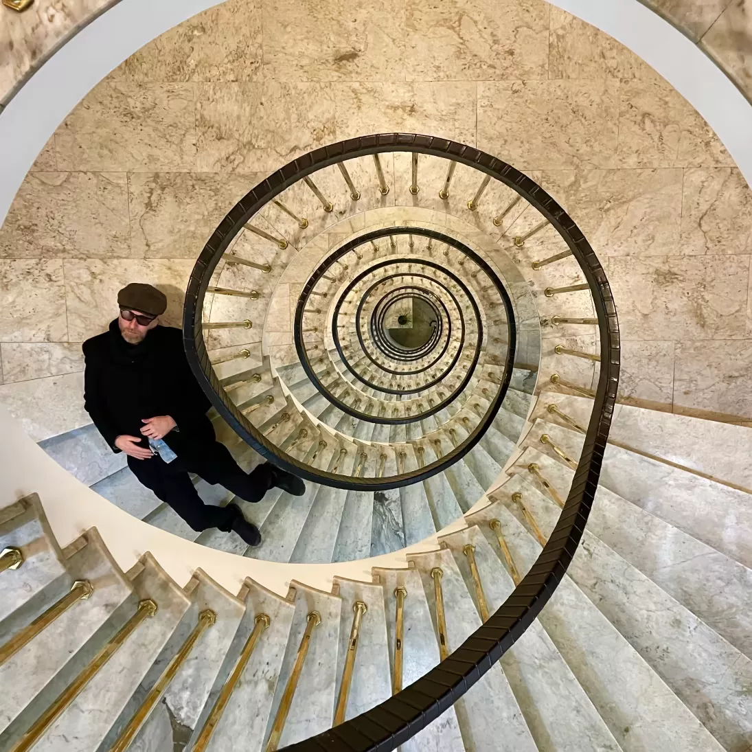 The Ark-medlem gör soloalbum under artistnamnet Filt