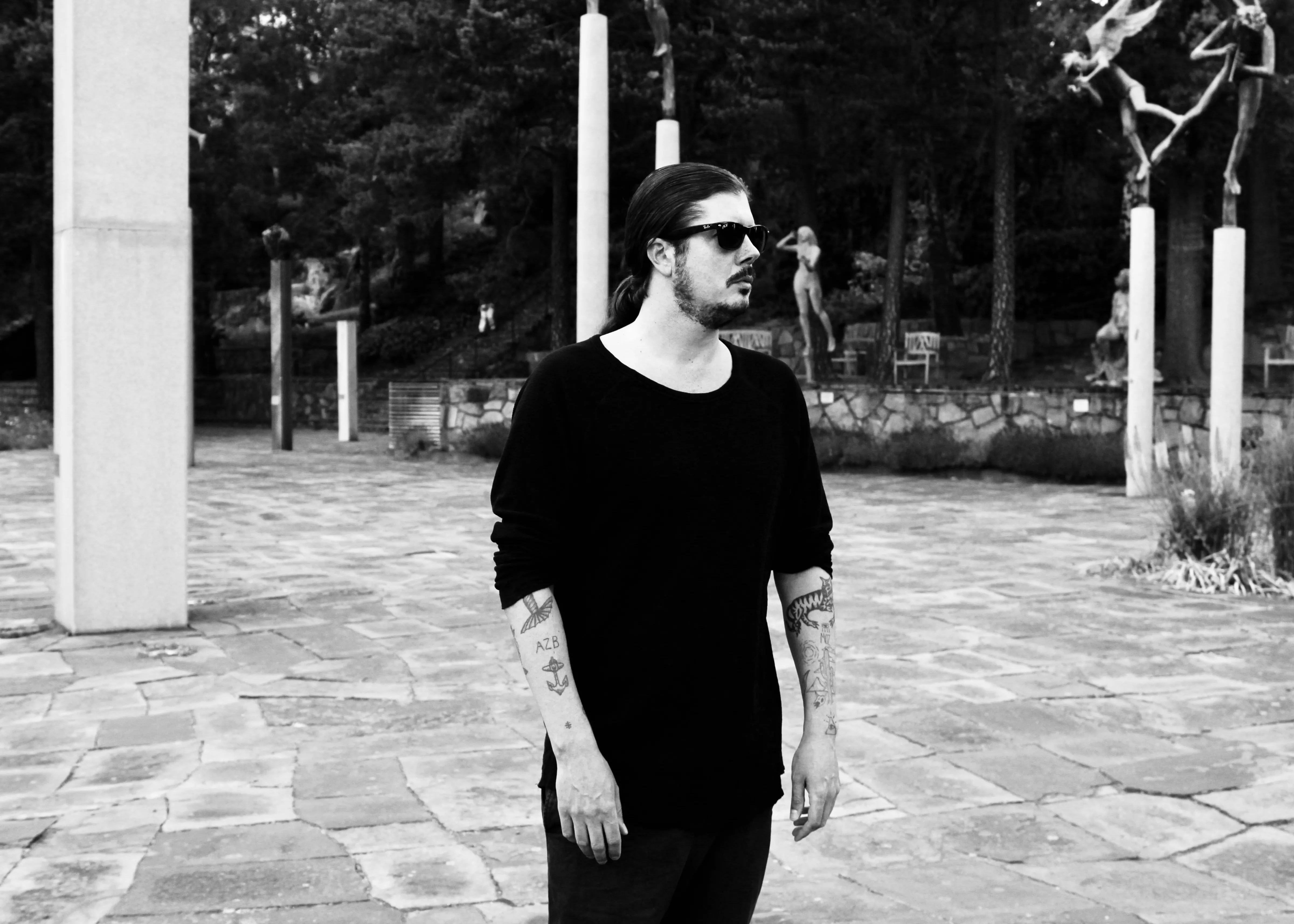 PREMIÄR: Azure Blue önskar er en god och trygg jul med "All I Want For Christmas Is My Baby"