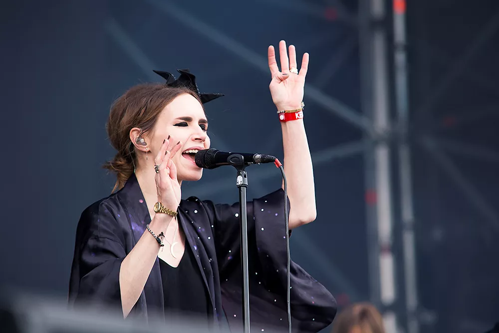 Nina Persson og Martin Hederos gæster Danmark til foråret