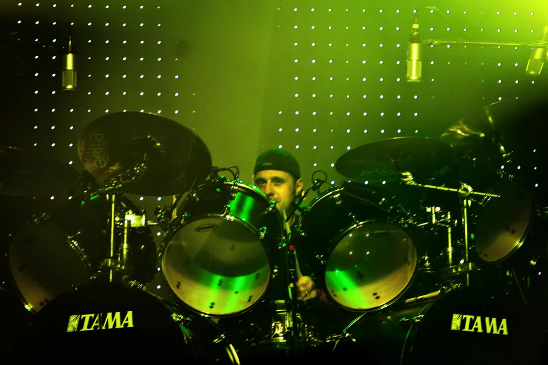 Slayer fyrer bandmedlem