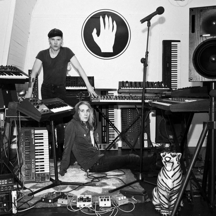 Betydelsefullt synthbolag bjuder in till tioårsfest