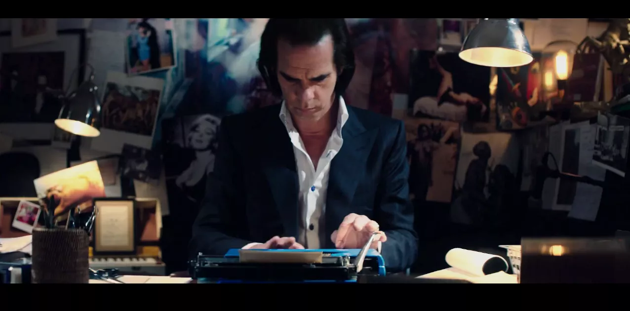 Nick Cave går travlt efterår i møde