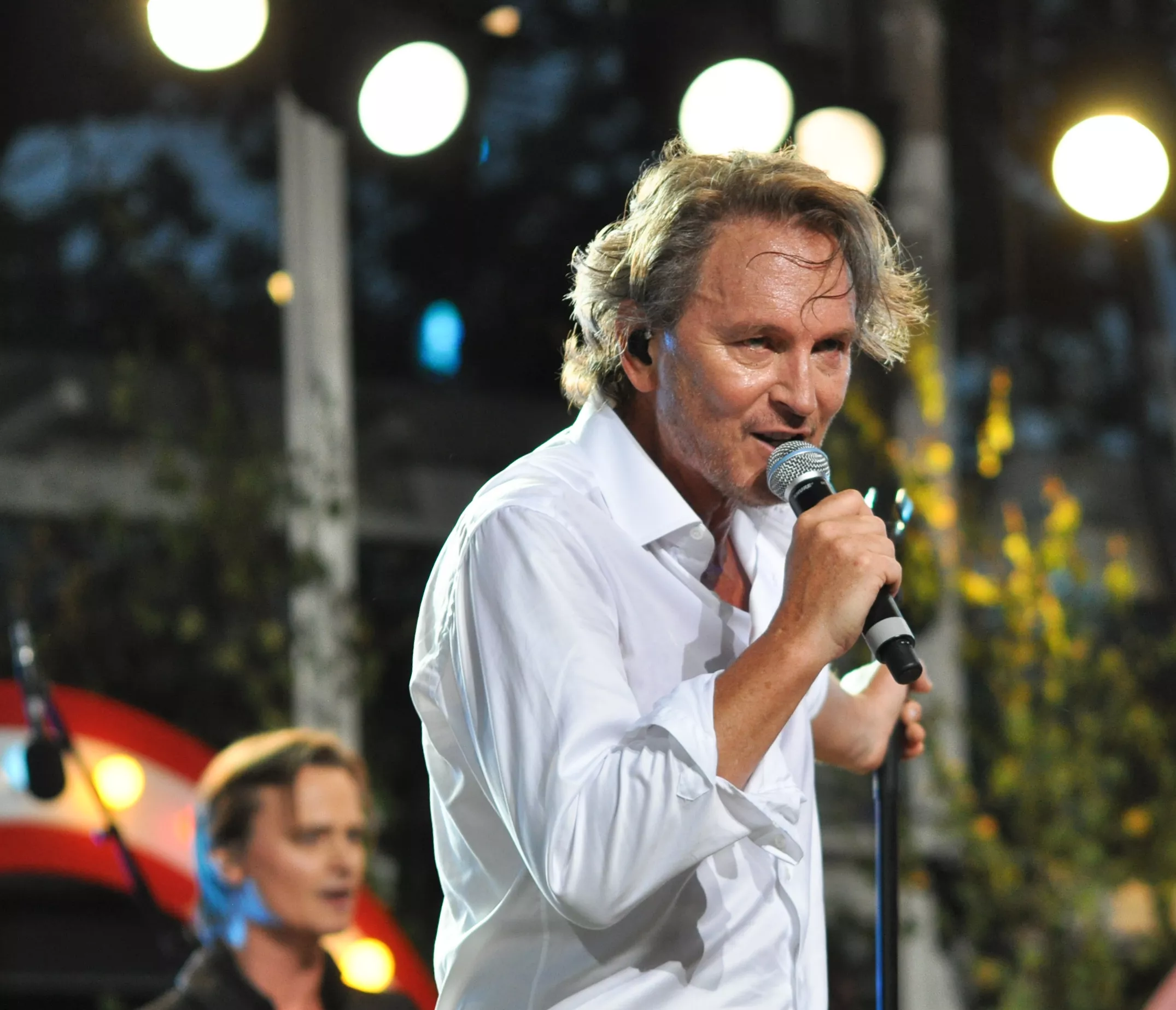 Tomas Ledin till attack mot SD